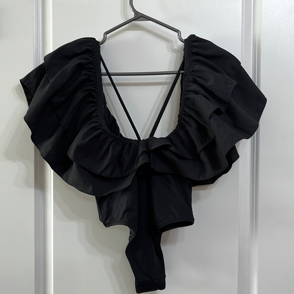 Zara Ruffle Swimsuit - Picture 4 of 8